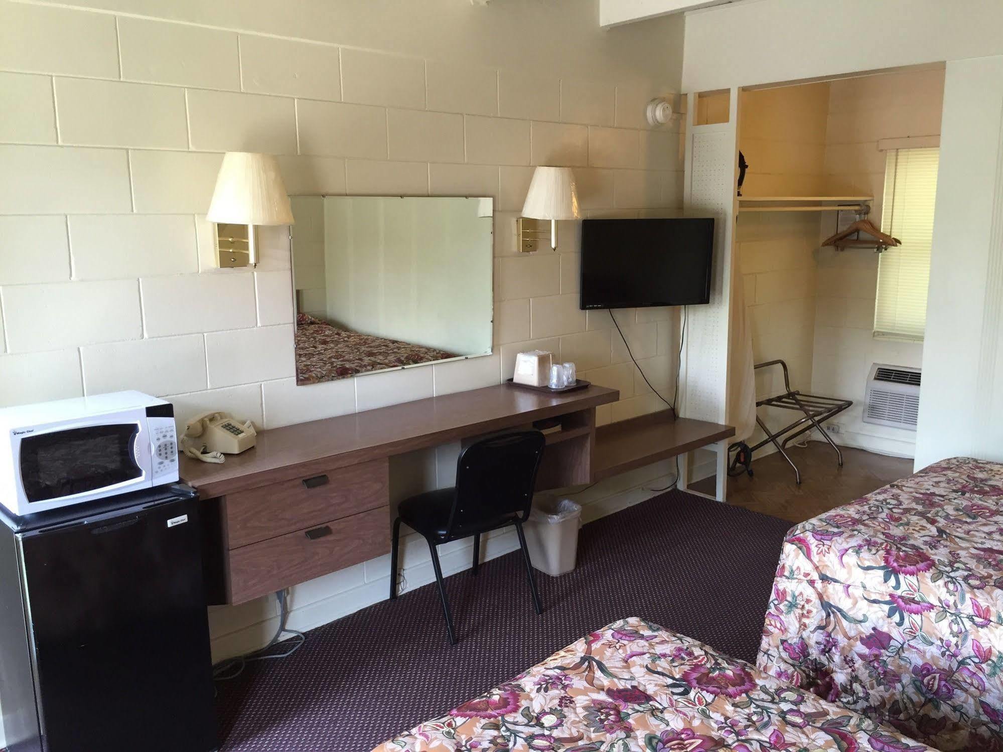 Budget Inn Of Winter Haven Bagian luar foto