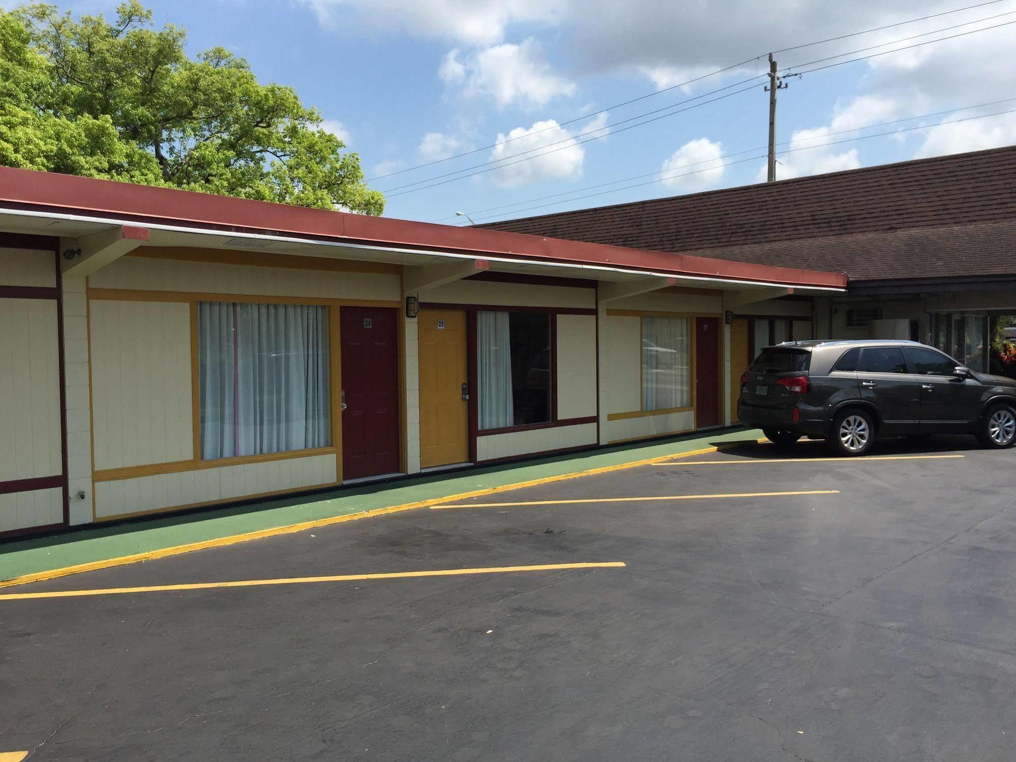 Budget Inn Of Winter Haven Bagian luar foto
